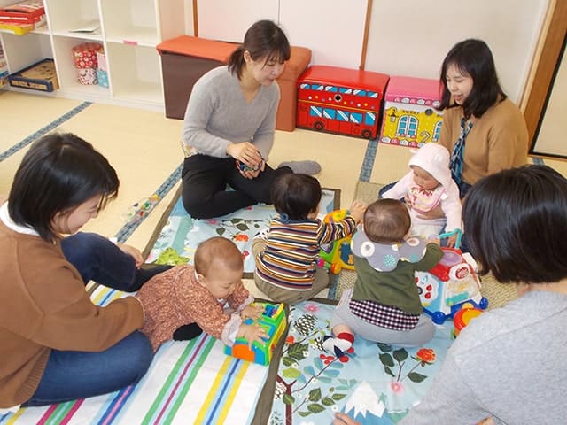 親子ふれあいサロン
